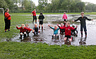 2012-05-09 17.43.09 Natte voetbaltraining 009
